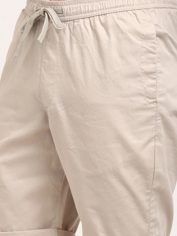 Indian Terrain Men's Regular Fit Solid Beige Shorts